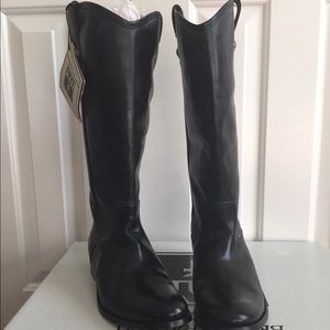 Frye Melissa Button Boot.  NIB, Black, 11M