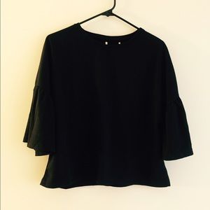 CLimport Ruffle flowy sleeve black blouse top