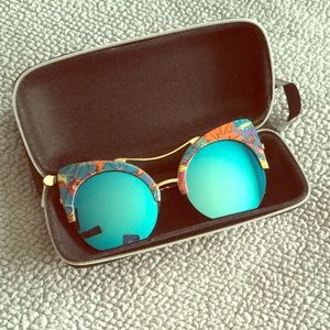 Butterfly cateye sunnies😎