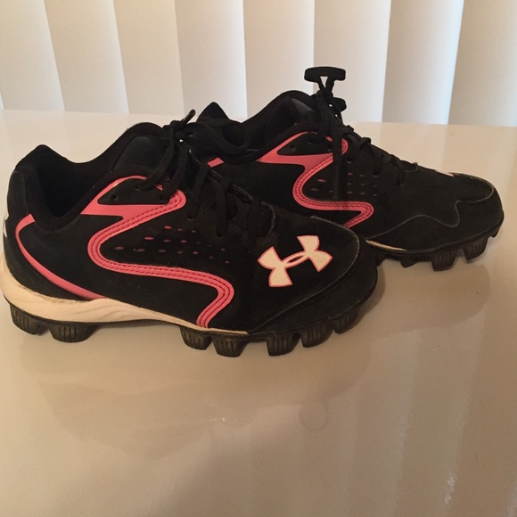Girls soccer/ tball cleats Size 13