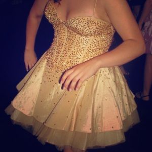Prom/Sweet 16 dress(Need to sell ASAP)