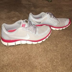 Women's Nike Shoes size 9