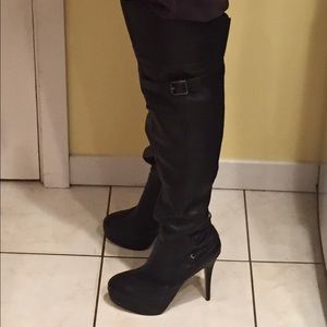 Black Leather High Heeled Platform Boots