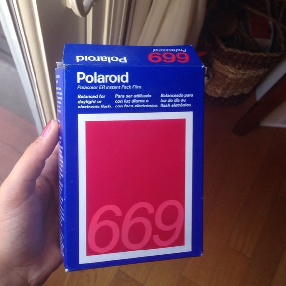 Polaroid 669 film