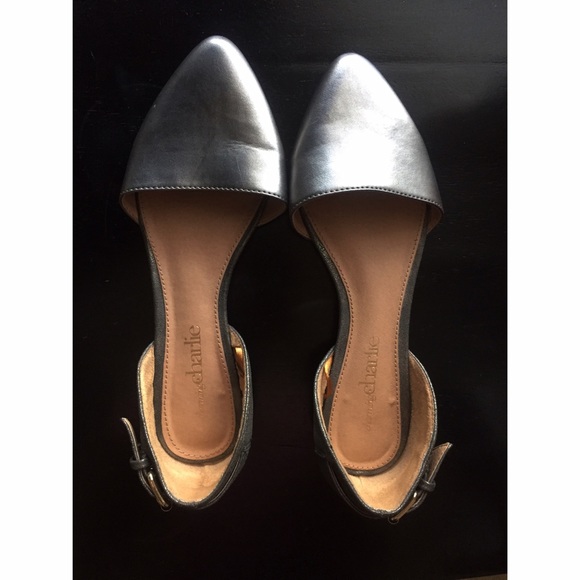 Metallic flats