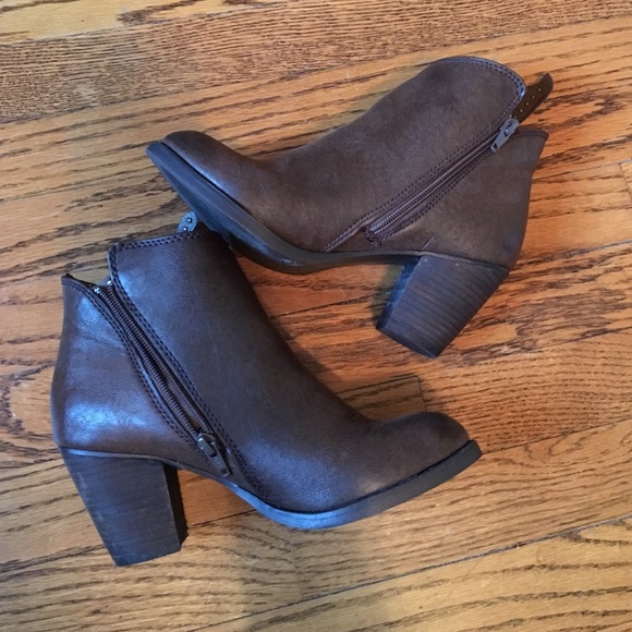 Brown Falls Creek booties