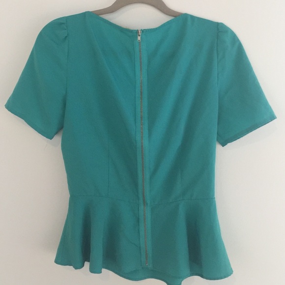 Peplum!! - Picture 2 of 2