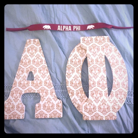 Alpha Phi letters and Croakies bundle
