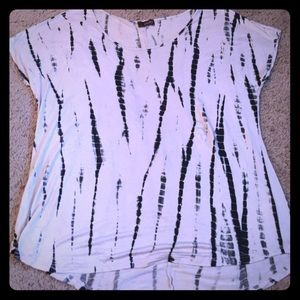 Crosby piko like tunic black and white