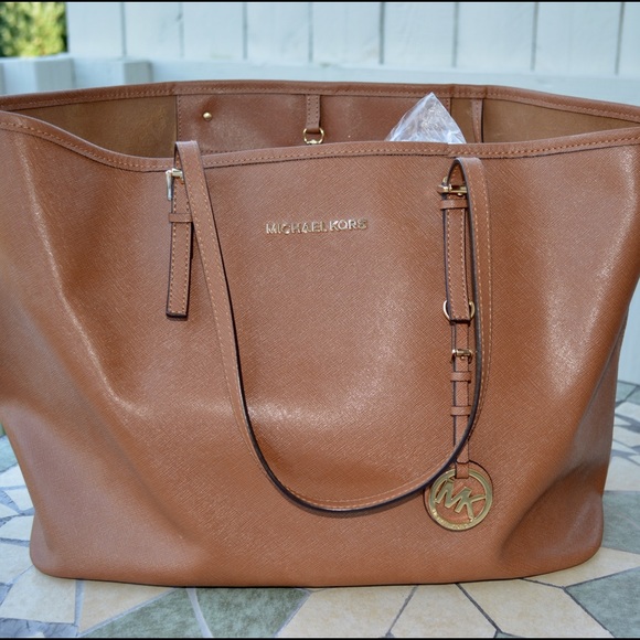 *ONLY FOR RIEKOKOLA* Michael Kors Jet Set Travel