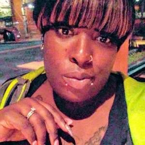 Meet your Posher, Jeannay