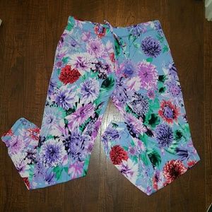 Super sexy floral joggers