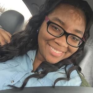 Meet your Posher, Danique