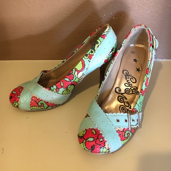 Naughty Monkey cross-buckle heels- cute!!