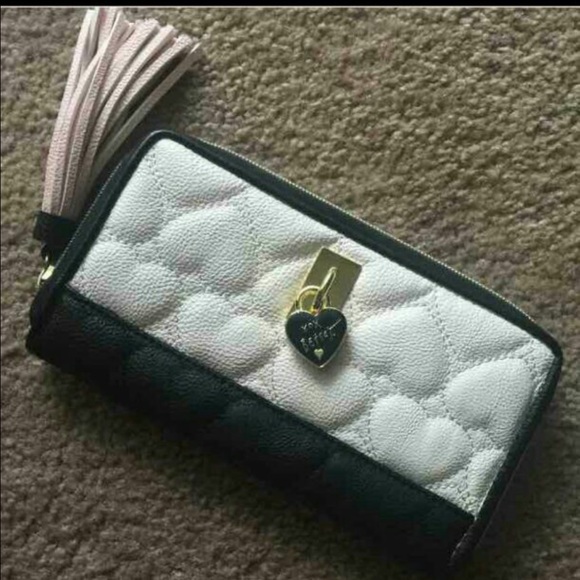 Betsey Johnson tote and wallet - Picture 3 of 4