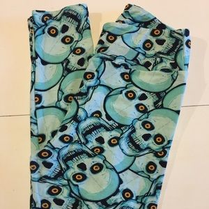 Lularoe OS Halloween leggings