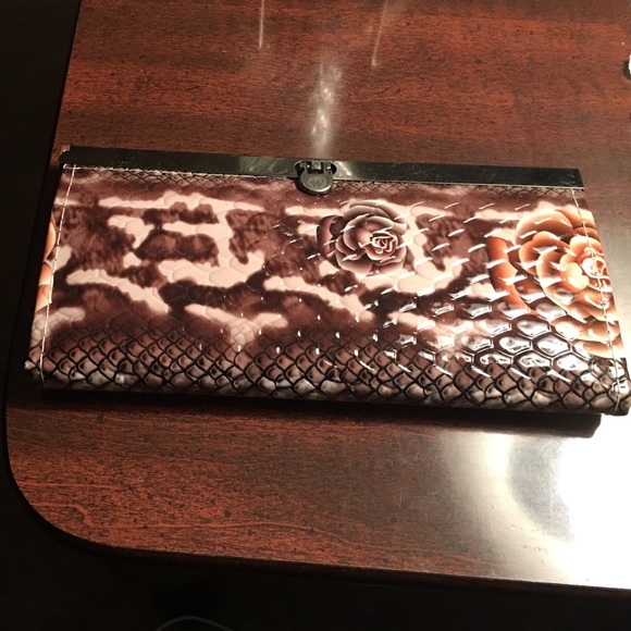 Flowered purse
