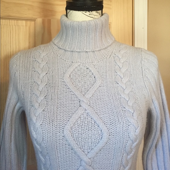 BR Angora/Lamb wool lilac sweater - Picture 2 of 7