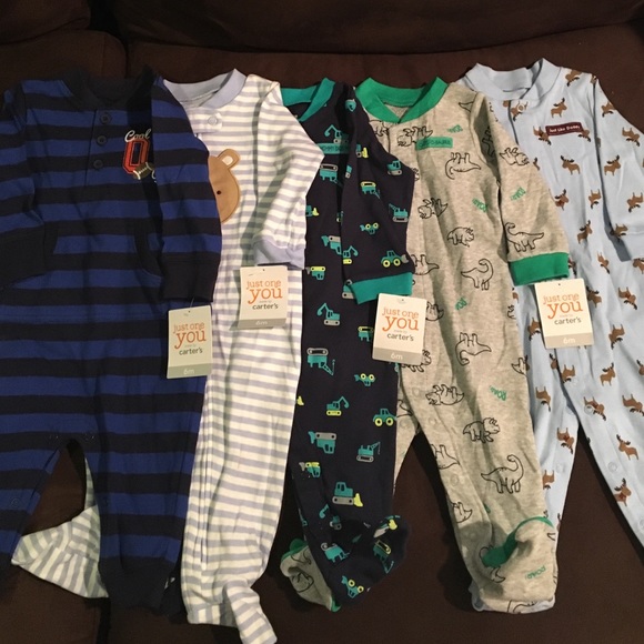 NWT 5 Footed Pajamas