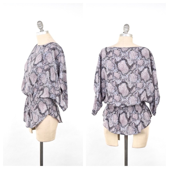 ❌SOLD❌Parker feather print silk charmeuse blouse - Picture 2 of 3