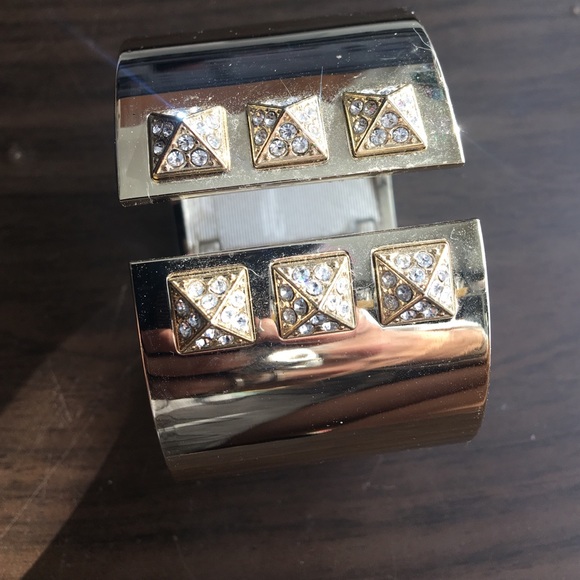Gold pyramid hinge bracelet cuff