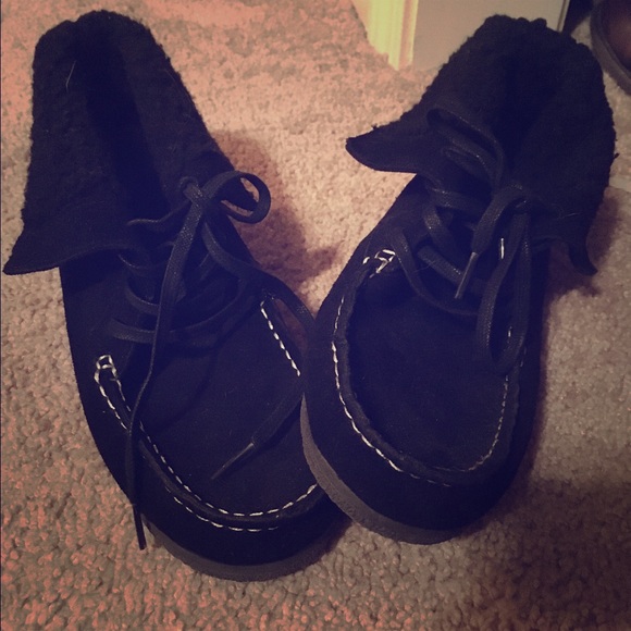 Black moccasins