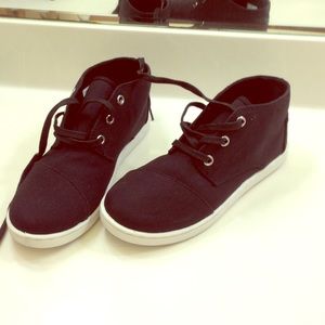 Big boys size 3 Toms