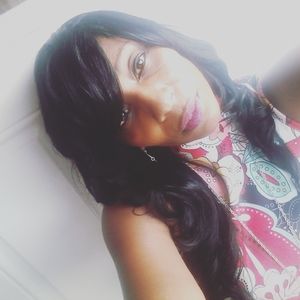 Meet your Posher, Kiki