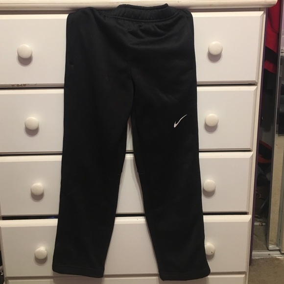 Nike sweatpants - Picture 1 of 2