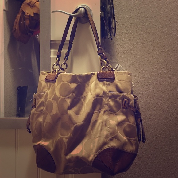 Coach purse