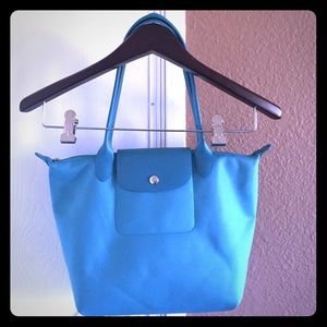 Long champ tote price negotiable