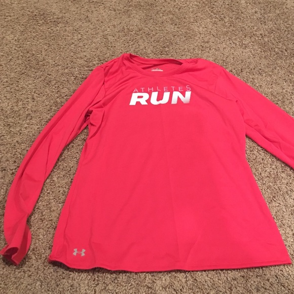 🚫SOLD🚫Under Armour Women's Shirt