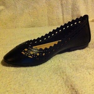 Bnwt black flats