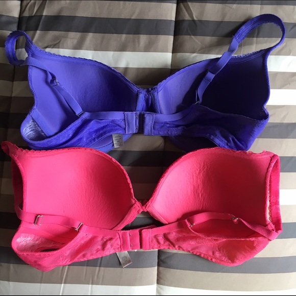 Victoria Secret Bras - Picture 2 of 3