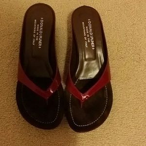 Donald pliner wedge sandals patent leather