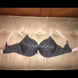 Like new VS bra