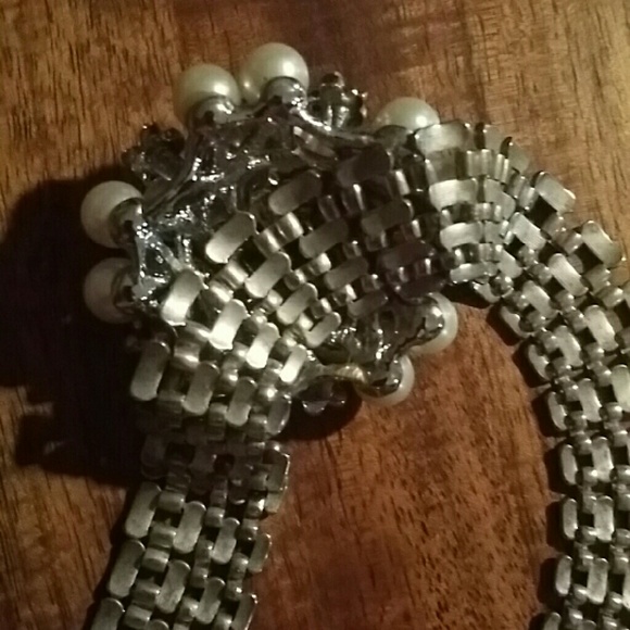 Vintage Large Pearl/Crytal Statement Necklace - Picture 4 of 4