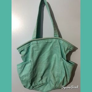 Thirty One Retro Metro Bag in Turquoise Cross Pop