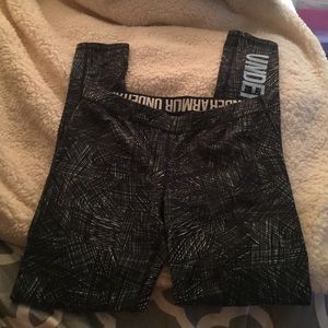 Full leg under armour workout tights.