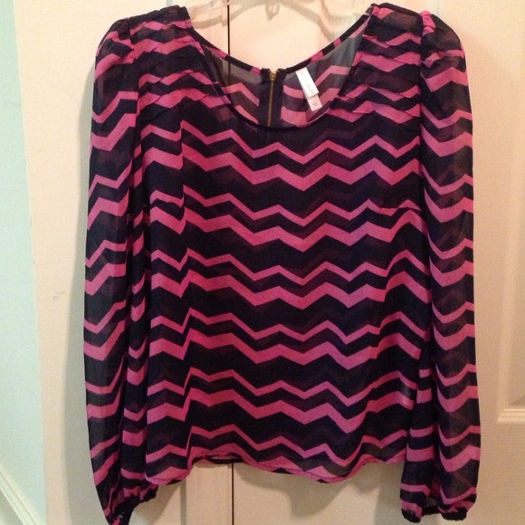 Navy and pink chevron shirt. Worn once!