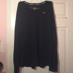 Long sleeve black NIKE shirt