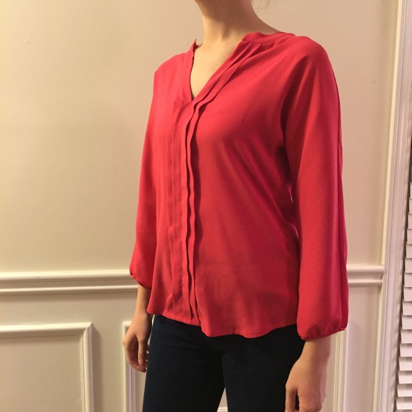 Salmon colored Ann Taylor blouse. - Picture 3 of 5