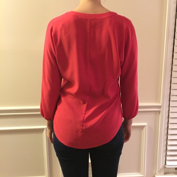 Salmon colored Ann Taylor blouse. - Picture 5 of 5