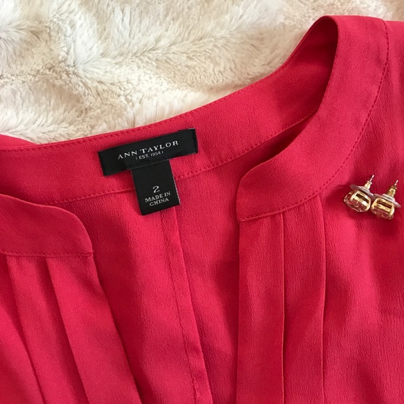 Salmon colored Ann Taylor blouse. - Picture 2 of 5