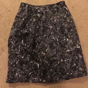 Black & white rose patterned skirt