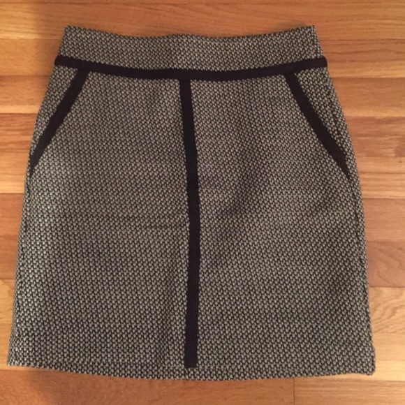 Ann Taylor Loft Skirt, size 2