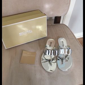 Michael Kors - Kayden Thong in Silver