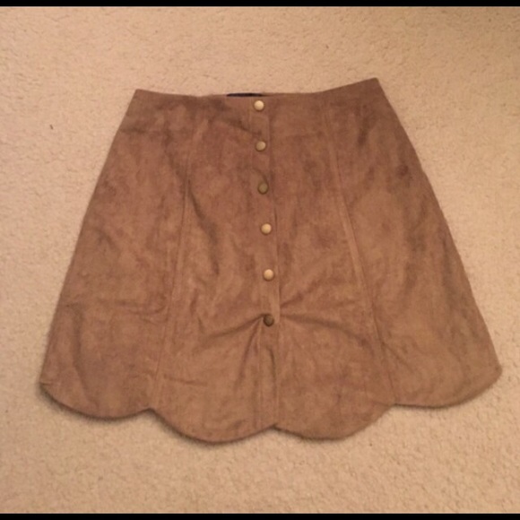 Francesca's Collections Dresses & Skirts - Camel Suede Scalloped Skirt