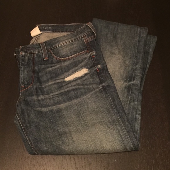 Banana Republic Distressed Jeans size 26