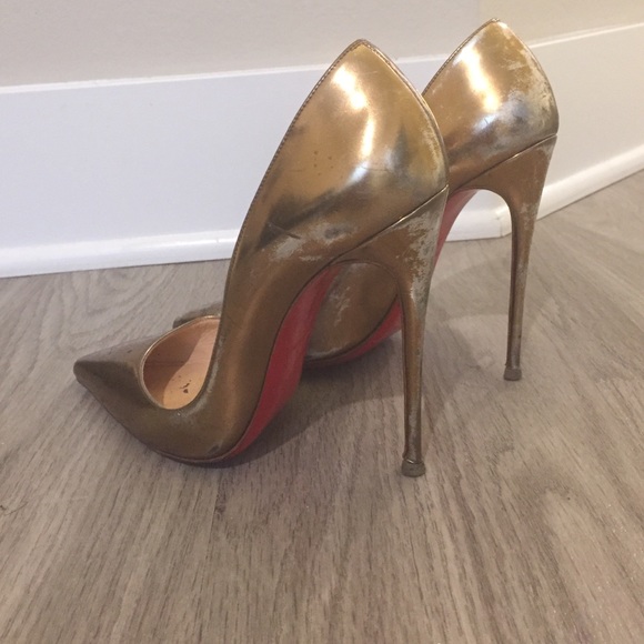 Christian Louboutin gold so Kate 120